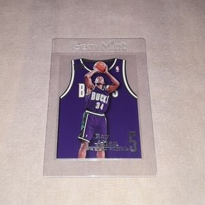 96-97 Ray Allen rookie card Fleer Ultra die cut RC